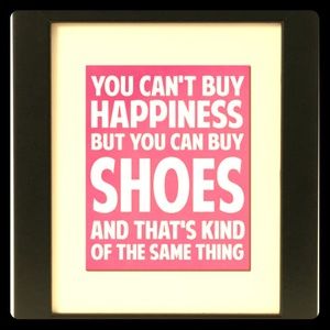 👠What girl doesn’t love shoes? 👠